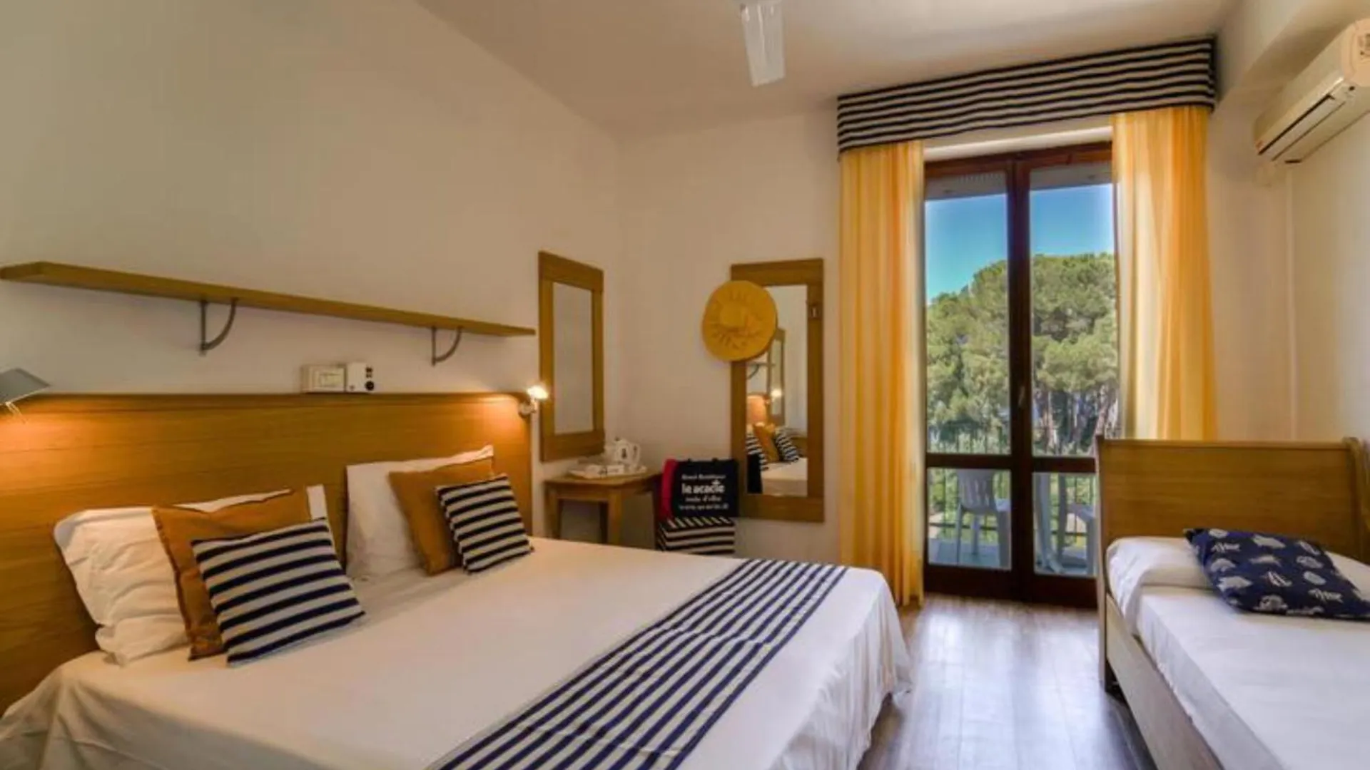 Apartment On Elba In Residence With Private Beach Porto Azzurro